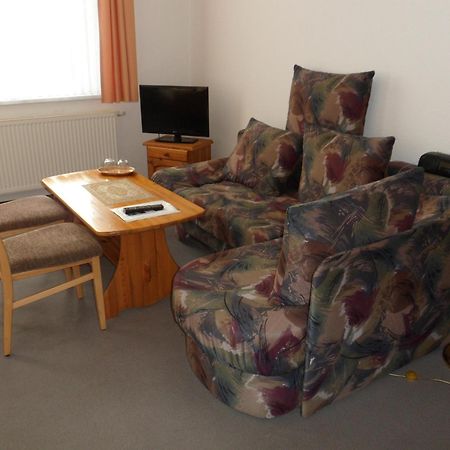 Stadtsee-Pension Темплин Стая снимка