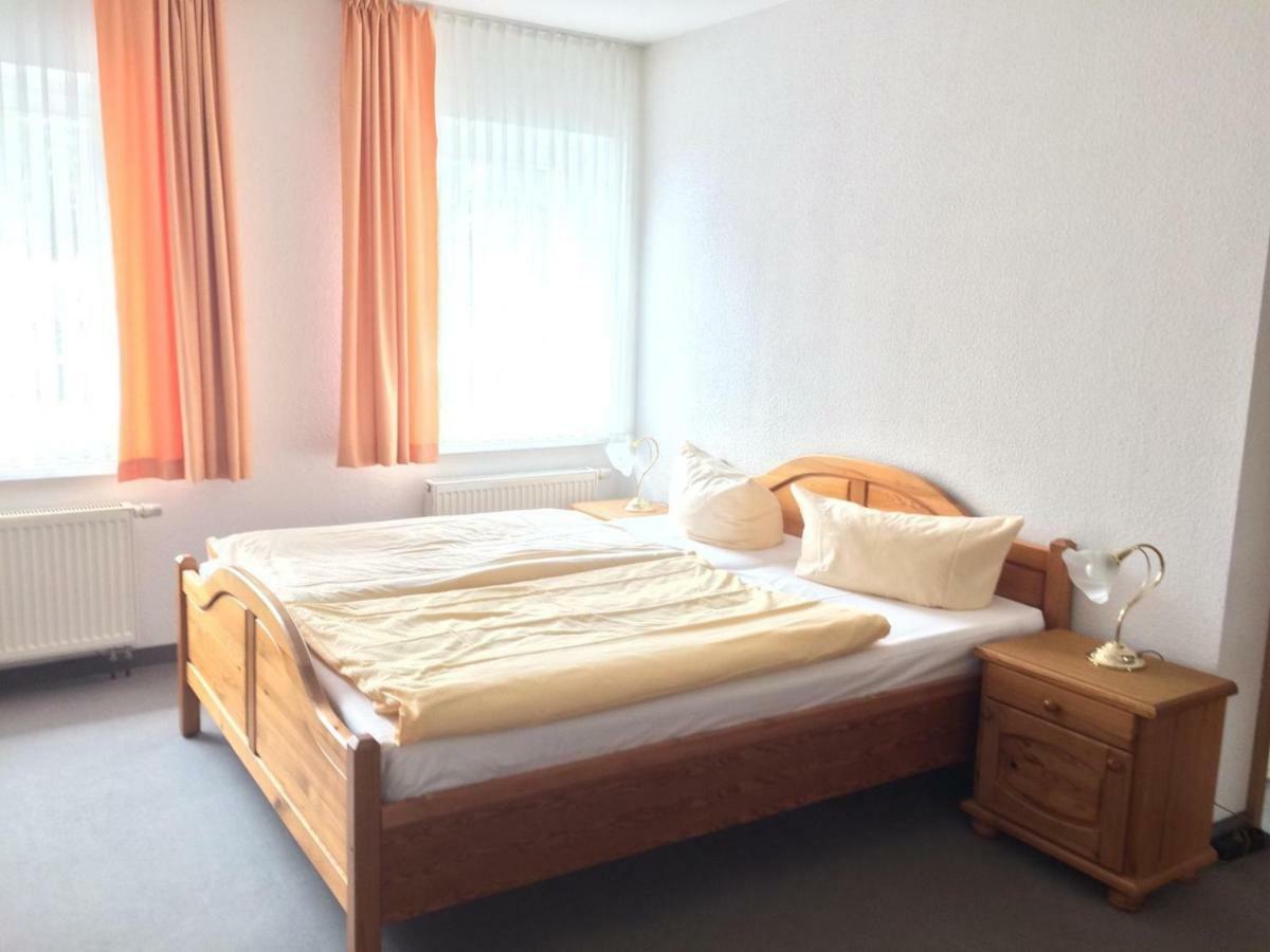 Stadtsee-Pension Темплин Екстериор снимка